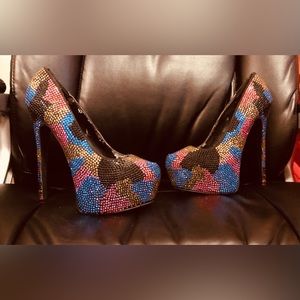Steve Madden Dyvinal Sparkly Rhinestone Bling High Heels